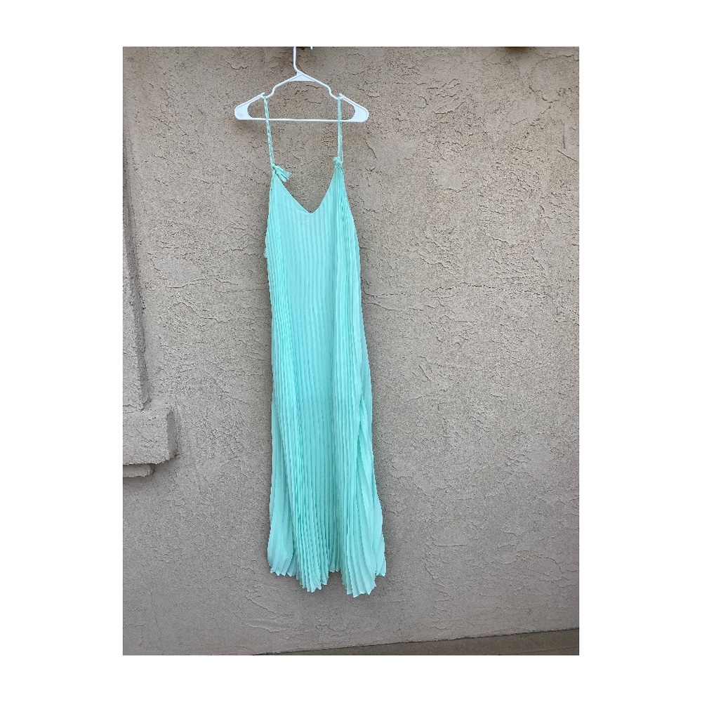 Never Worn Line & Dot Muse Pleat Maxi